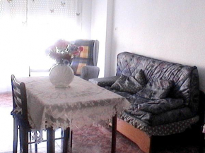 Spacious apartment in Cullera with mountain view.